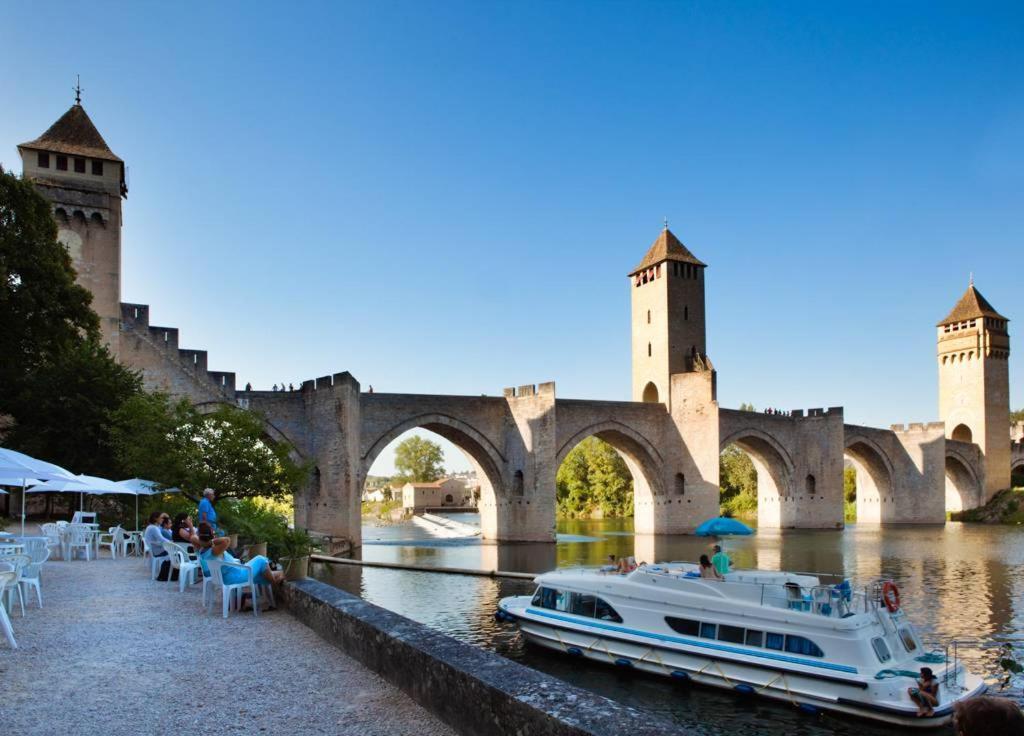 Le tapis vert Cahors Buitenkant foto